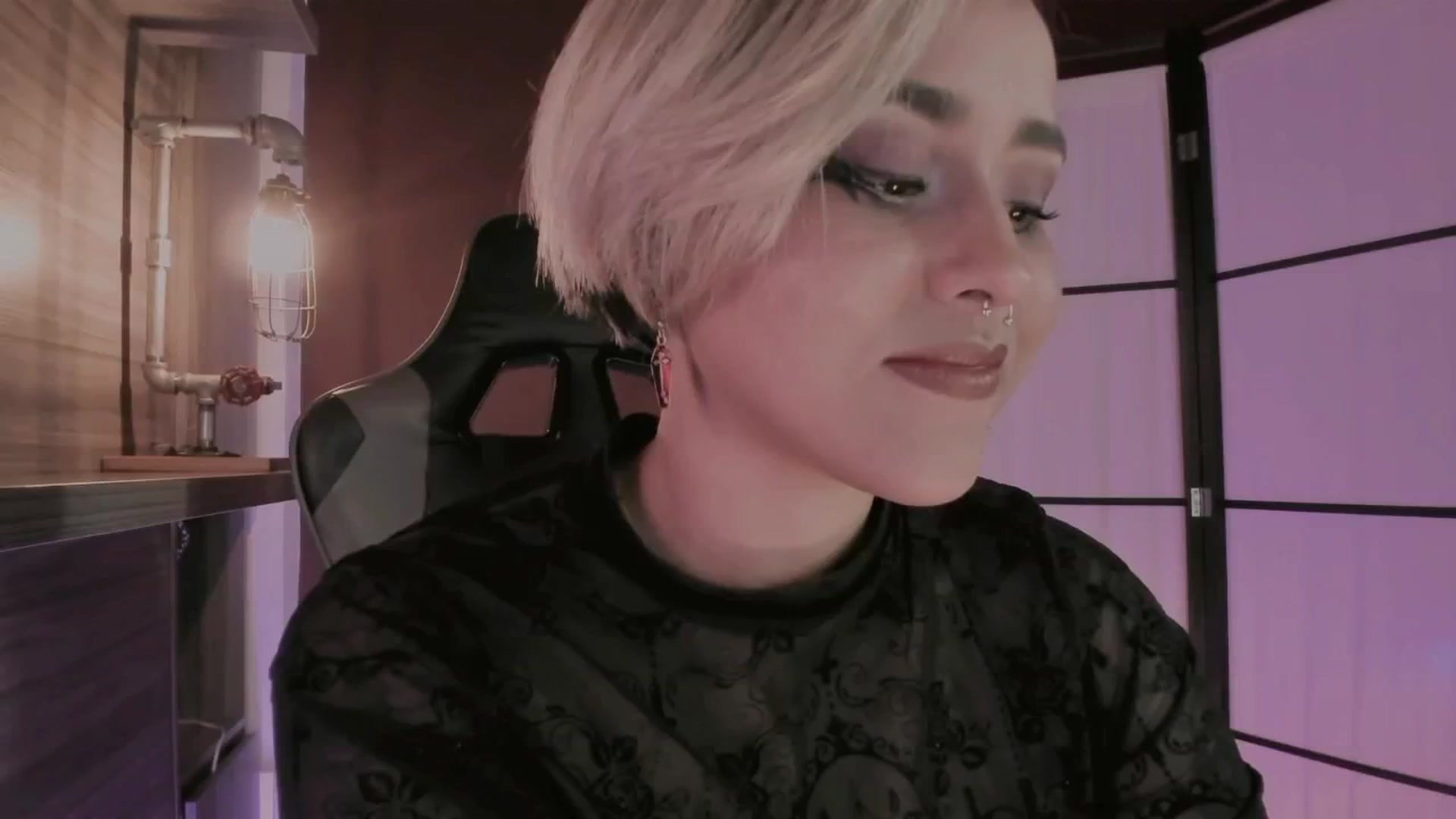 Gallery image thumbnail from AbraxxysRadio's myfreecams stream on, 11/21/2024, 02:05 image 12 of 20
