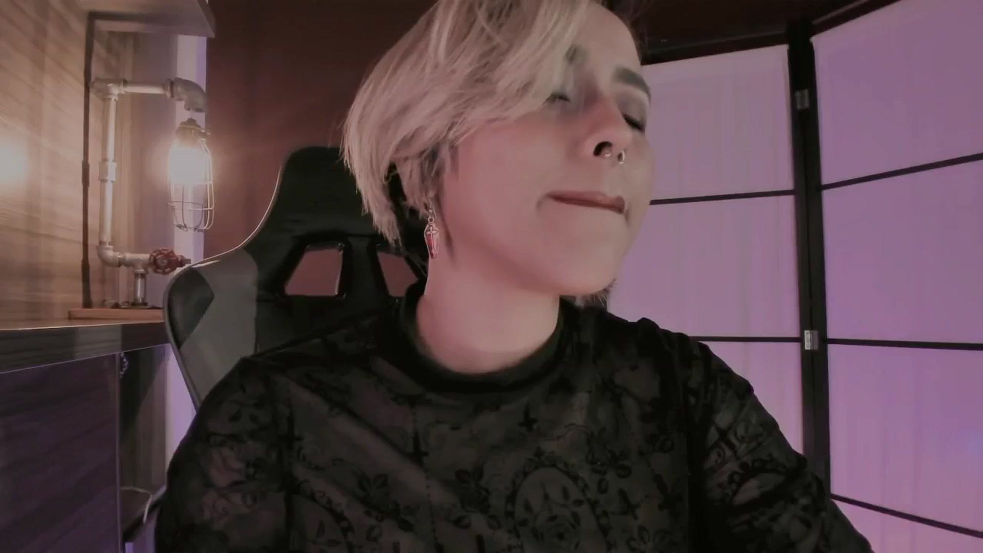 Gallery image thumbnail from AbraxxysRadio's myfreecams stream on, 11/21/2024, 02:05 image 16 of 20