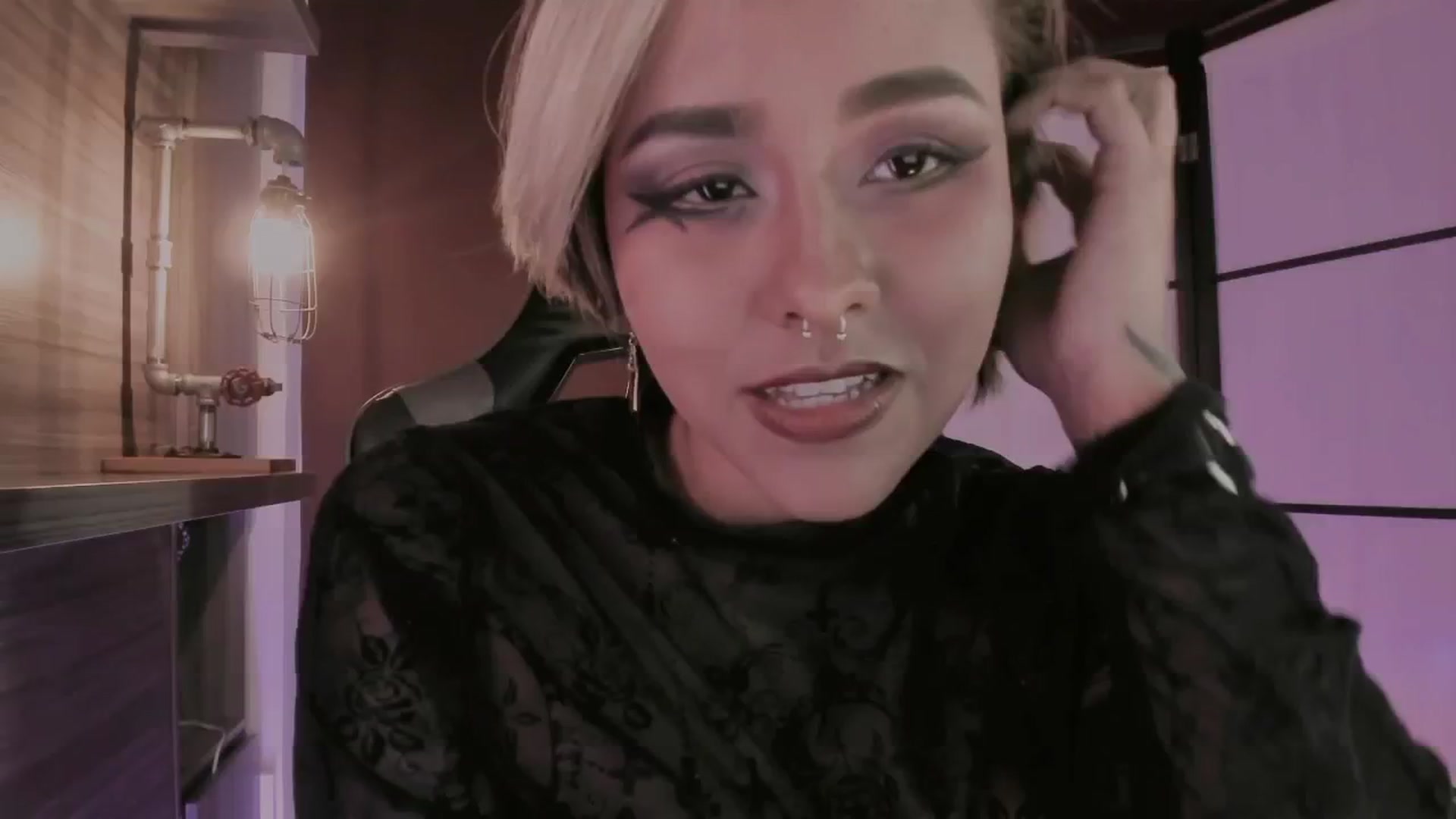 Gallery image thumbnail from AbraxxysRadio's myfreecams stream on, 11/21/2024, 02:05 image 3 of 20