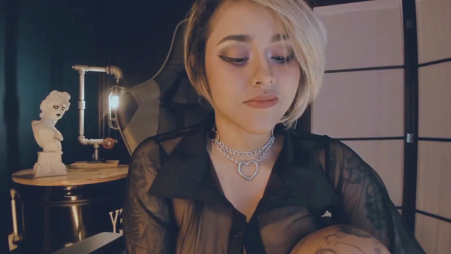 Gallery image thumbnail from AbraxxysRadio's myfreecams stream on, 12/03/2024, 01:02 image 9 of 20