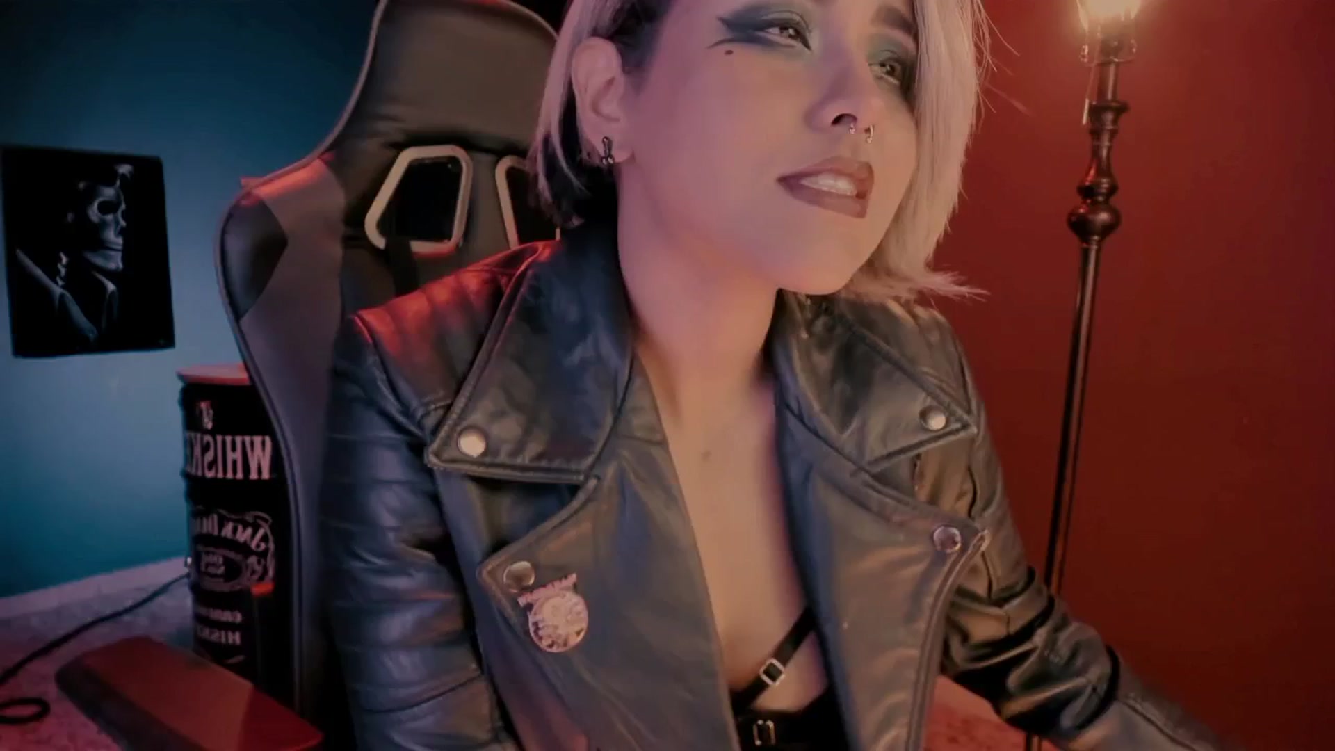 Gallery image thumbnail from AbraxxysRadio's myfreecams stream on, 12/04/2024, 24:01 image 1 of 20