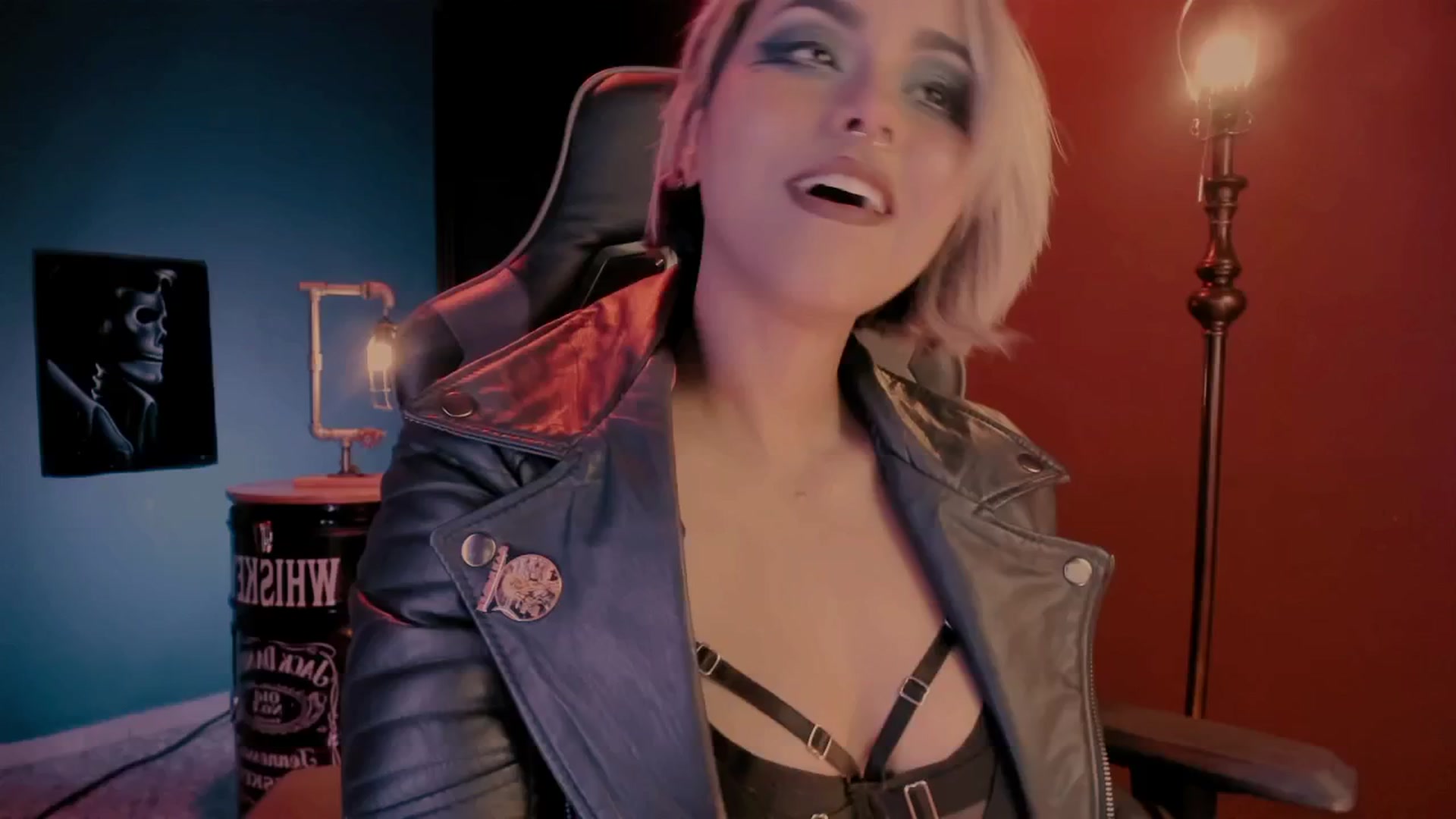 Gallery image thumbnail from AbraxxysRadio's myfreecams stream on, 12/04/2024, 24:58 image 18 of 20