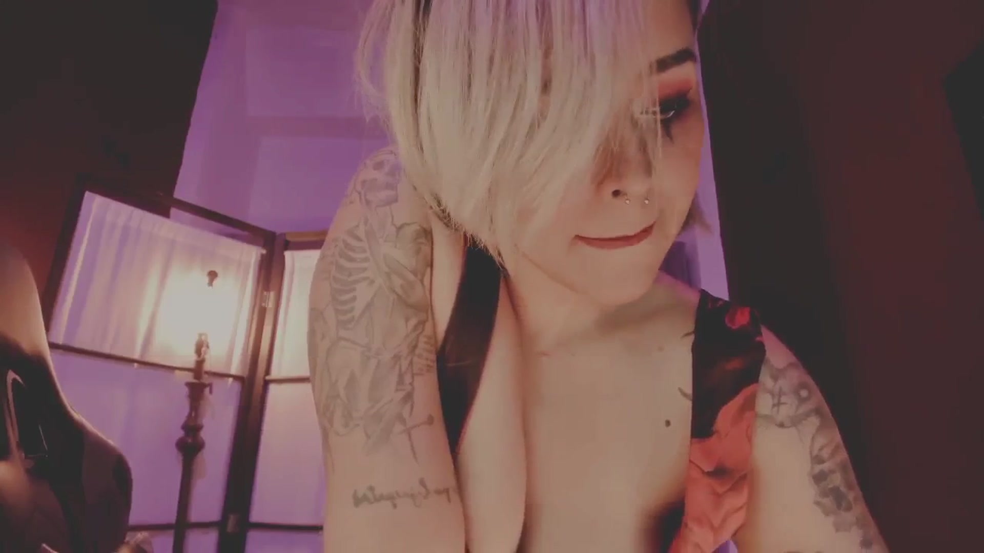 Gallery image thumbnail from AbraxxysRadio's myfreecams stream on, 12/07/2024, 24:03 image 5 of 20