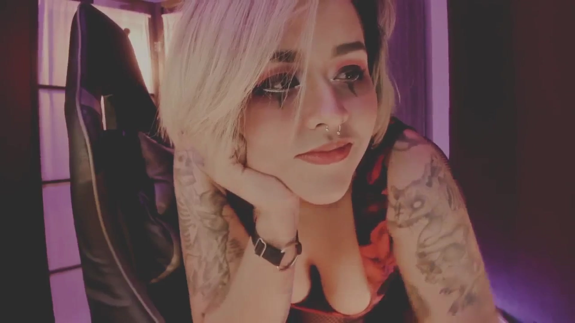 Gallery image thumbnail from AbraxxysRadio's myfreecams stream on, 12/07/2024, 24:03 image 18 of 20