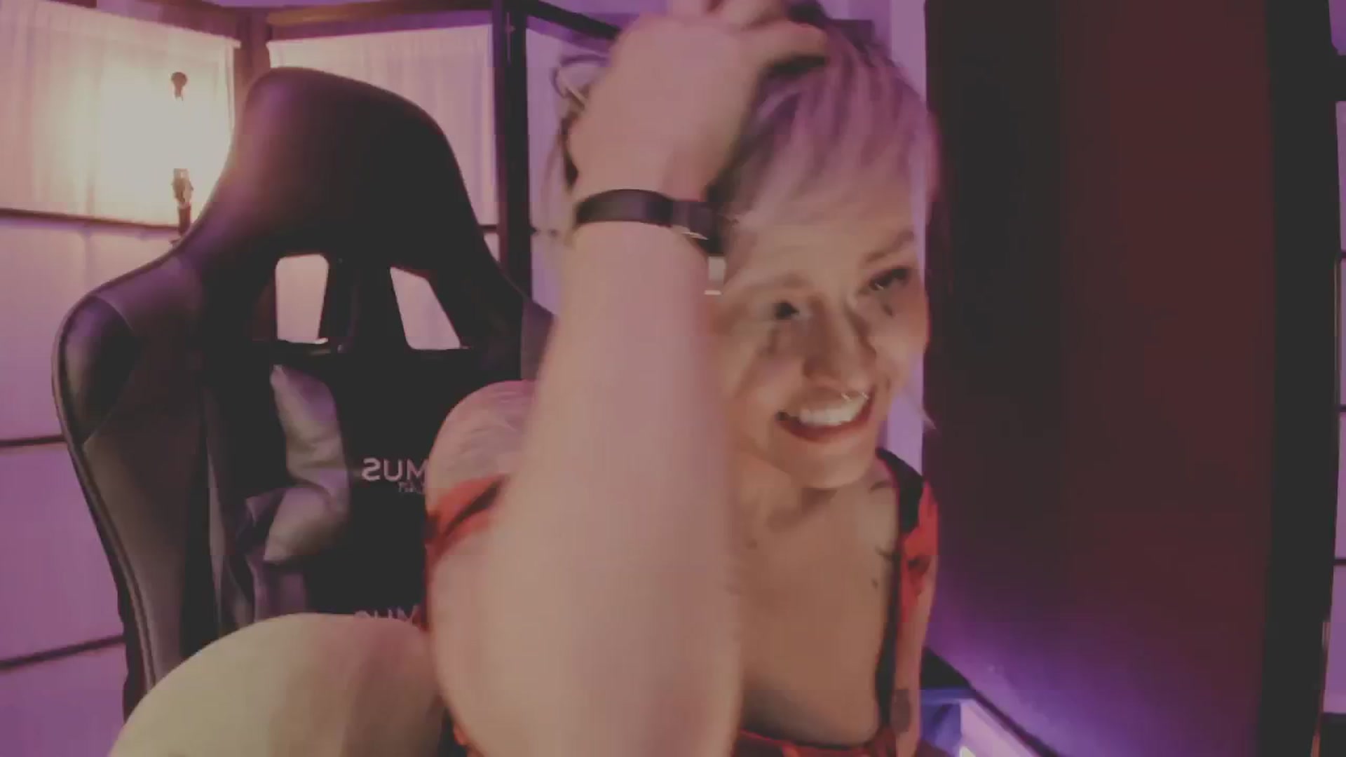 Gallery image thumbnail from AbraxxysRadio's myfreecams stream on, 12/07/2024, 01:32 image 13 of 20