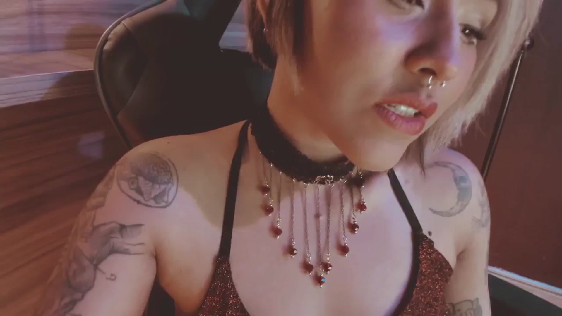 Gallery image thumbnail from AbraxxysRadio's myfreecams stream on, 12/10/2024, 23:15 image 6 of 20