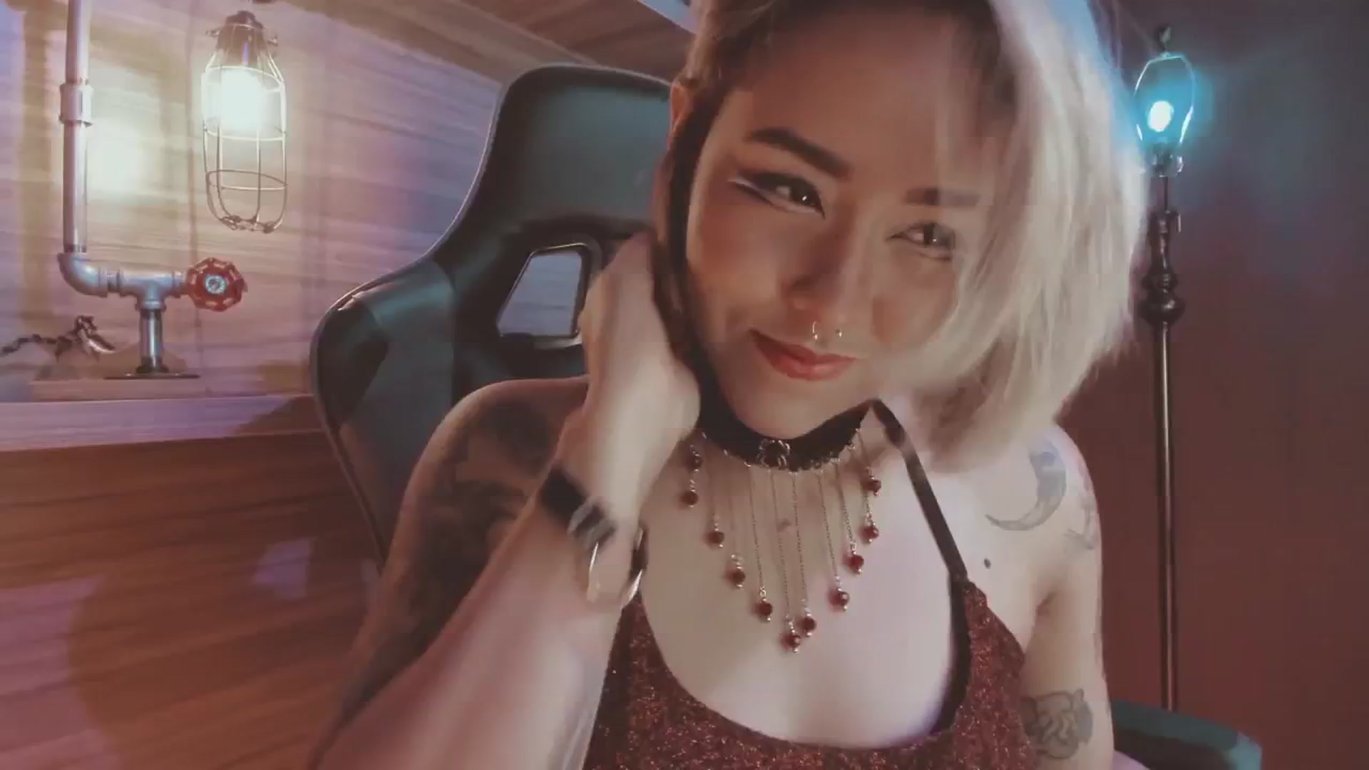 Gallery image thumbnail from AbraxxysRadio's myfreecams stream on, 12/10/2024, 23:15 image 4 of 20