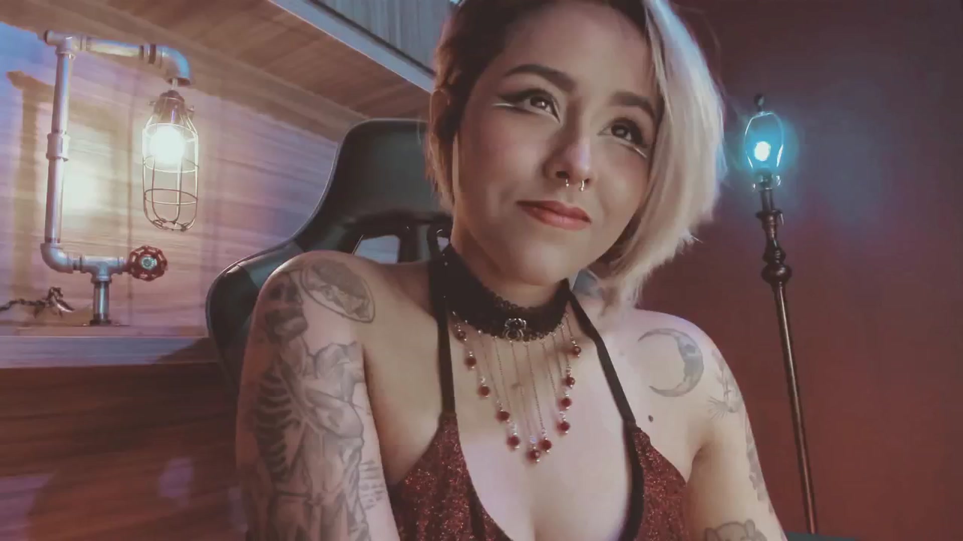 Gallery image thumbnail from AbraxxysRadio's myfreecams stream on, 12/10/2024, 23:39 image 18 of 20