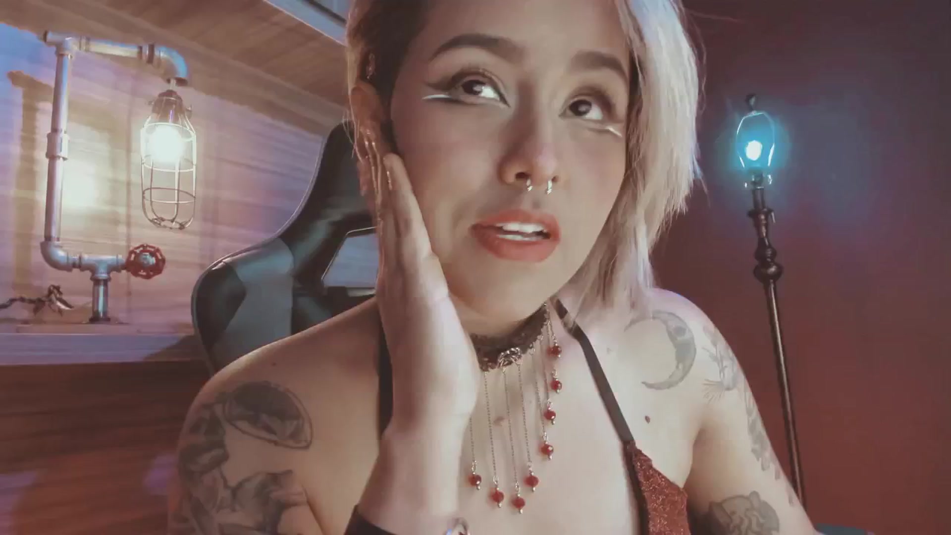 Gallery image thumbnail from AbraxxysRadio's myfreecams stream on, 12/10/2024, 23:39 image 20 of 20