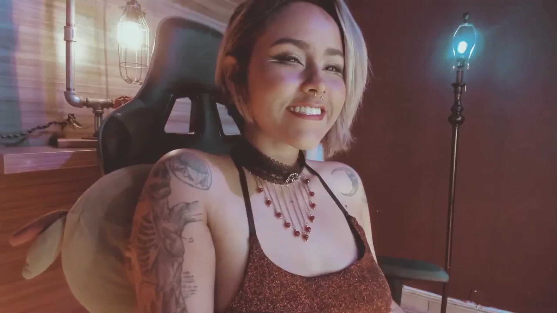 Gallery image thumbnail from AbraxxysRadio's myfreecams stream on, 12/11/2024, 24:44 image 3 of 20