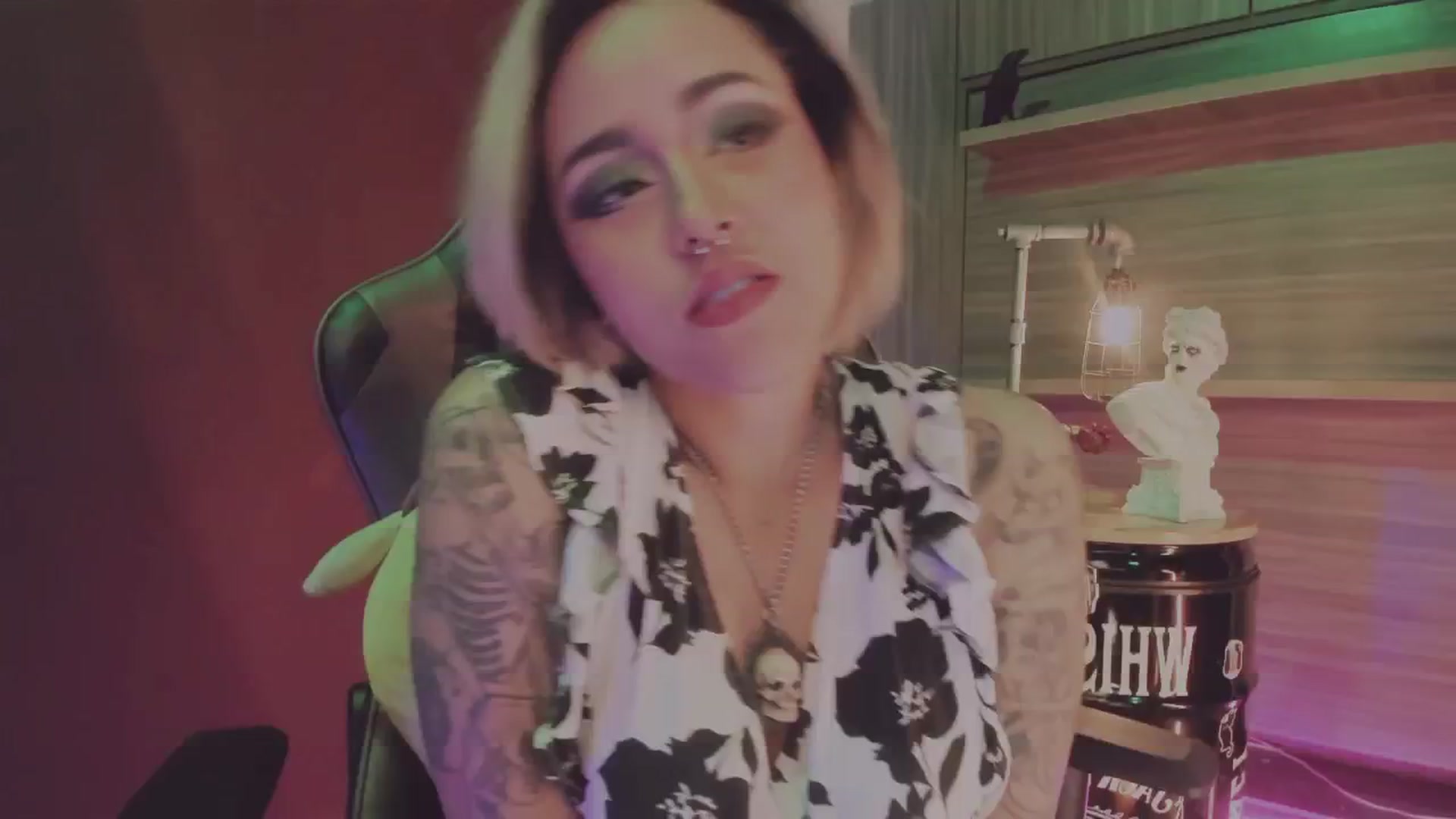 Gallery image thumbnail from AbraxxysRadio's myfreecams stream on, 12/14/2024, 24:27 image 1 of 20