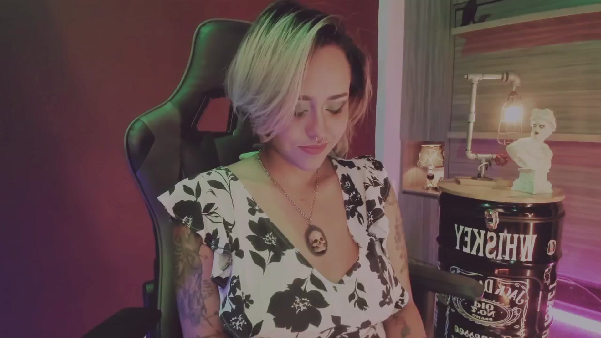 Gallery image thumbnail from AbraxxysRadio's myfreecams stream on, 12/14/2024, 01:26 image 10 of 20