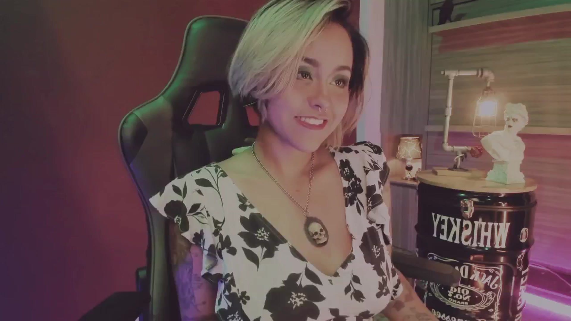 Gallery image thumbnail from AbraxxysRadio's myfreecams stream on, 12/14/2024, 01:26 image 16 of 20
