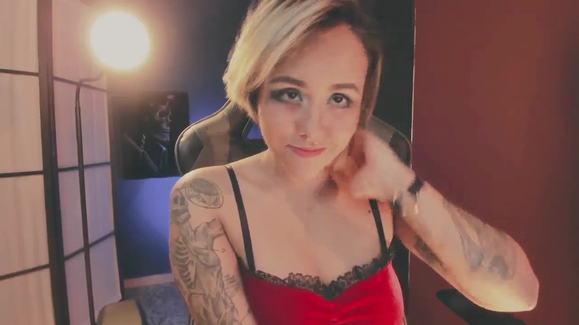 Gallery image thumbnail from AbraxxysRadio's myfreecams stream on, 12/19/2024, 24:47 image 4 of 20
