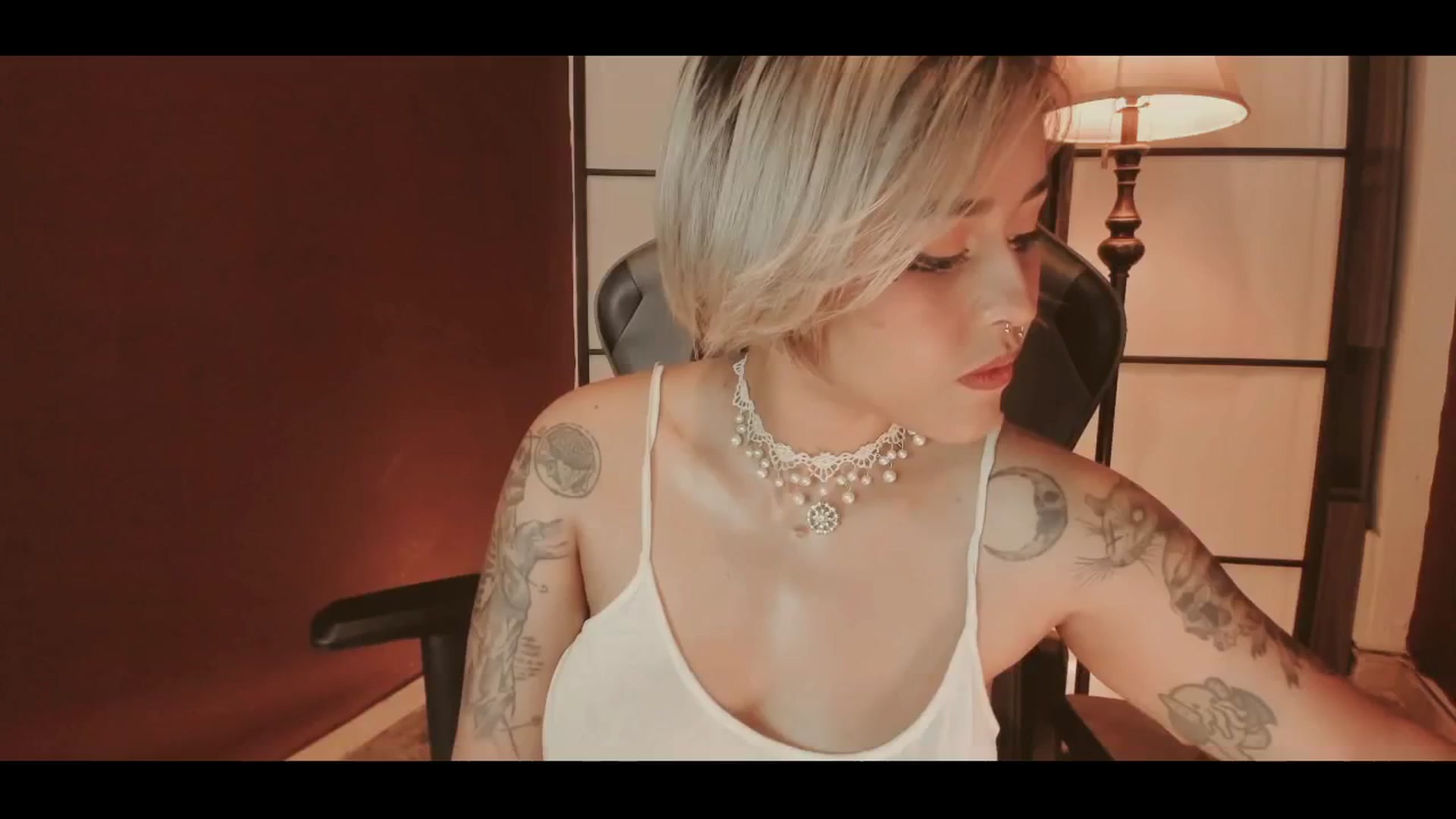 Gallery image thumbnail from AbraxxysRadio's myfreecams stream on, 12/24/2024, 24:24 image 3 of 20