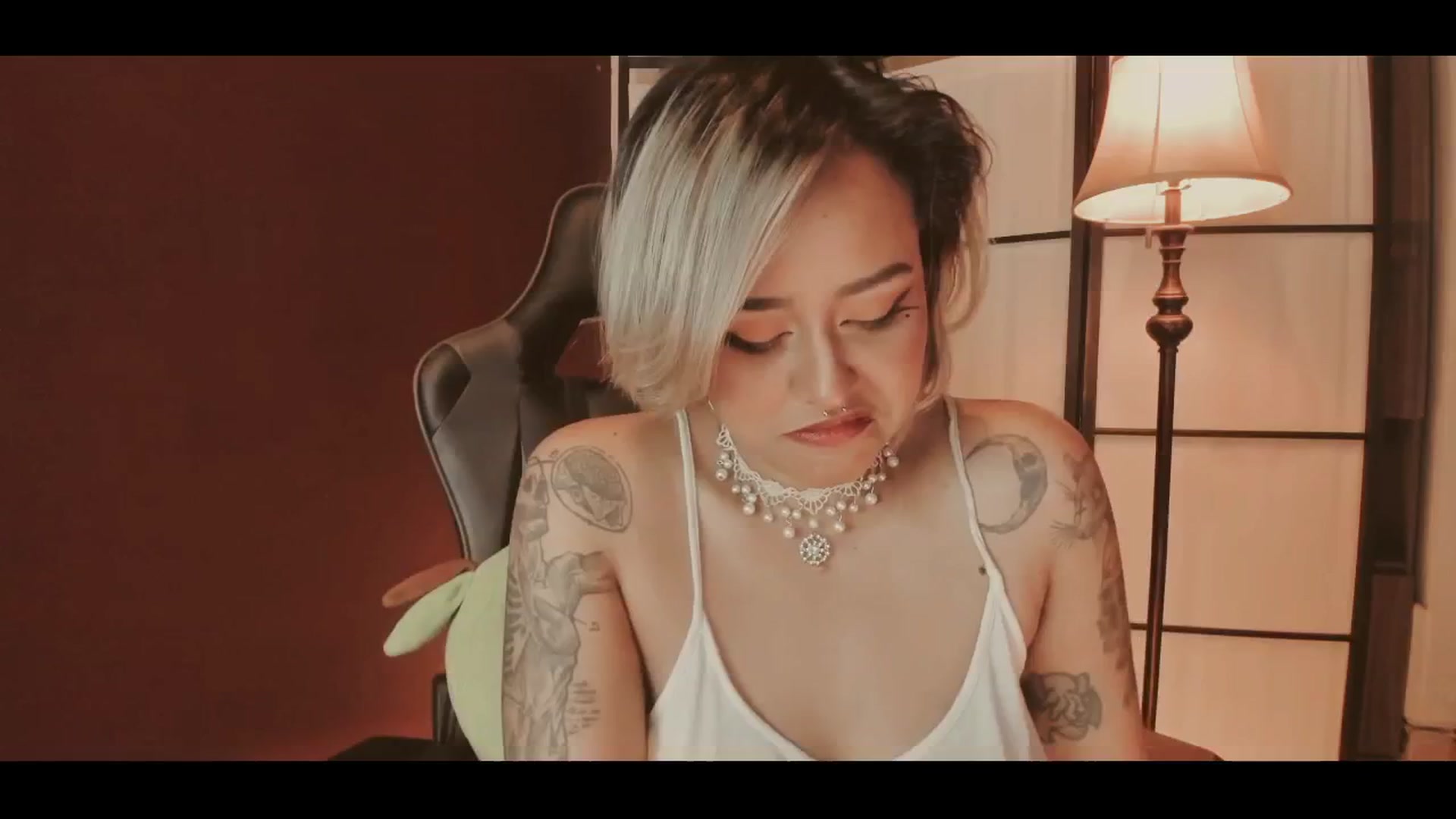 Gallery image thumbnail from AbraxxysRadio's myfreecams stream on, 12/24/2024, 01:47 image 11 of 20
