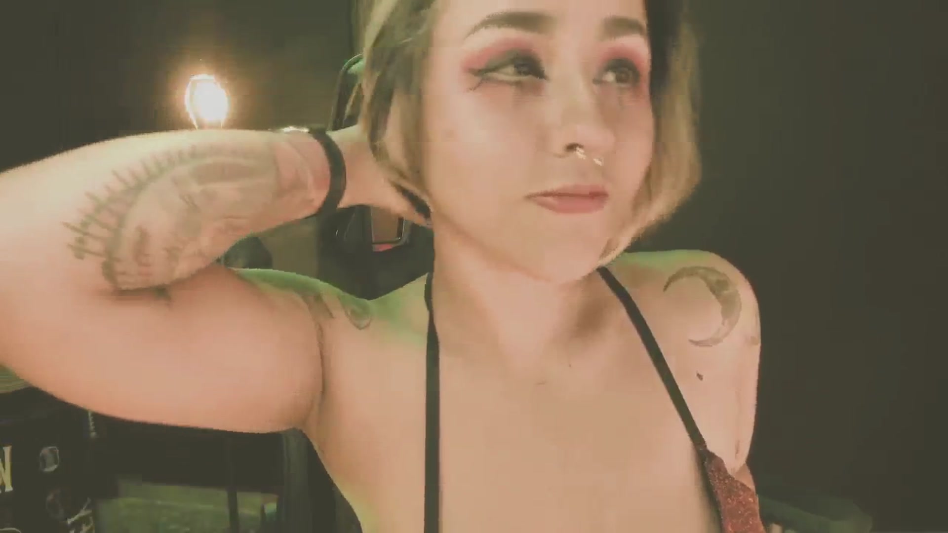 Gallery image thumbnail from AbraxxysRadio's myfreecams stream on, 12/24/2024, 22:48 image 7 of 20