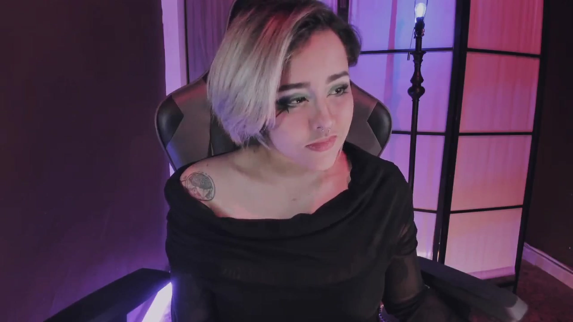 Gallery image thumbnail from AbraxxysRadio's myfreecams stream on, 12/27/2024, 24:02 image 3 of 20
