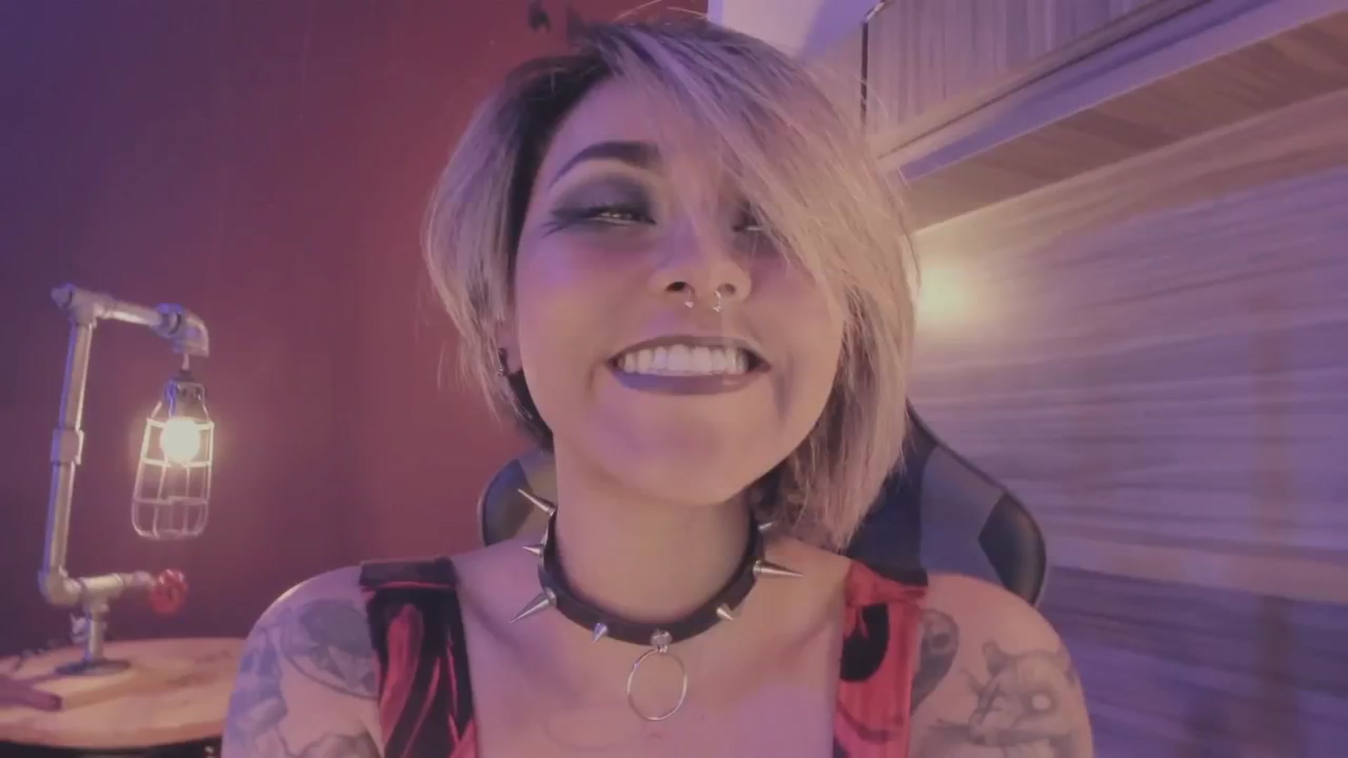 Gallery image thumbnail from AbraxxysRadio's myfreecams stream on, 12/28/2024, 24:13 image 9 of 20