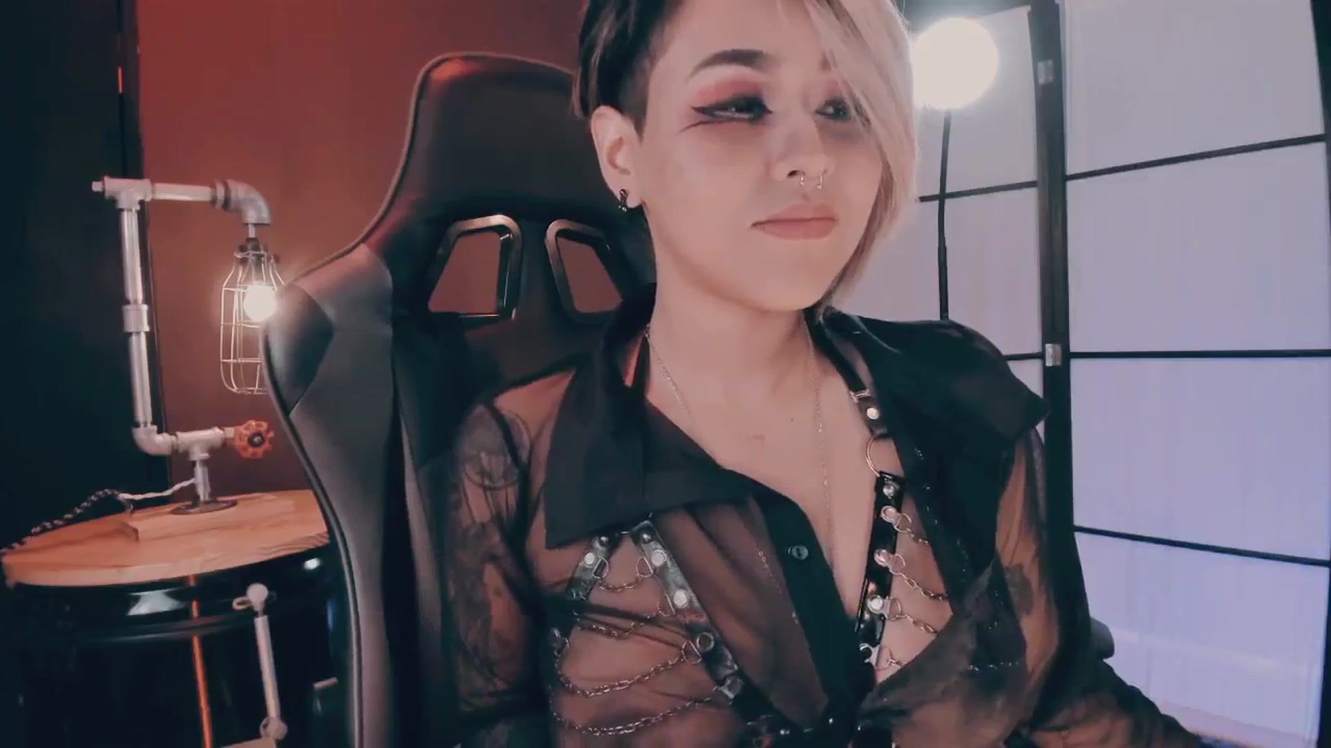 Gallery image thumbnail from AbraxxysRadio's myfreecams stream on, 01/14/2025, 23:55 image 15 of 20