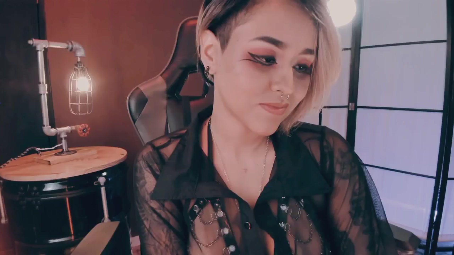 Gallery image thumbnail from AbraxxysRadio's myfreecams stream on, 01/15/2025, 02:01 image 1 of 20