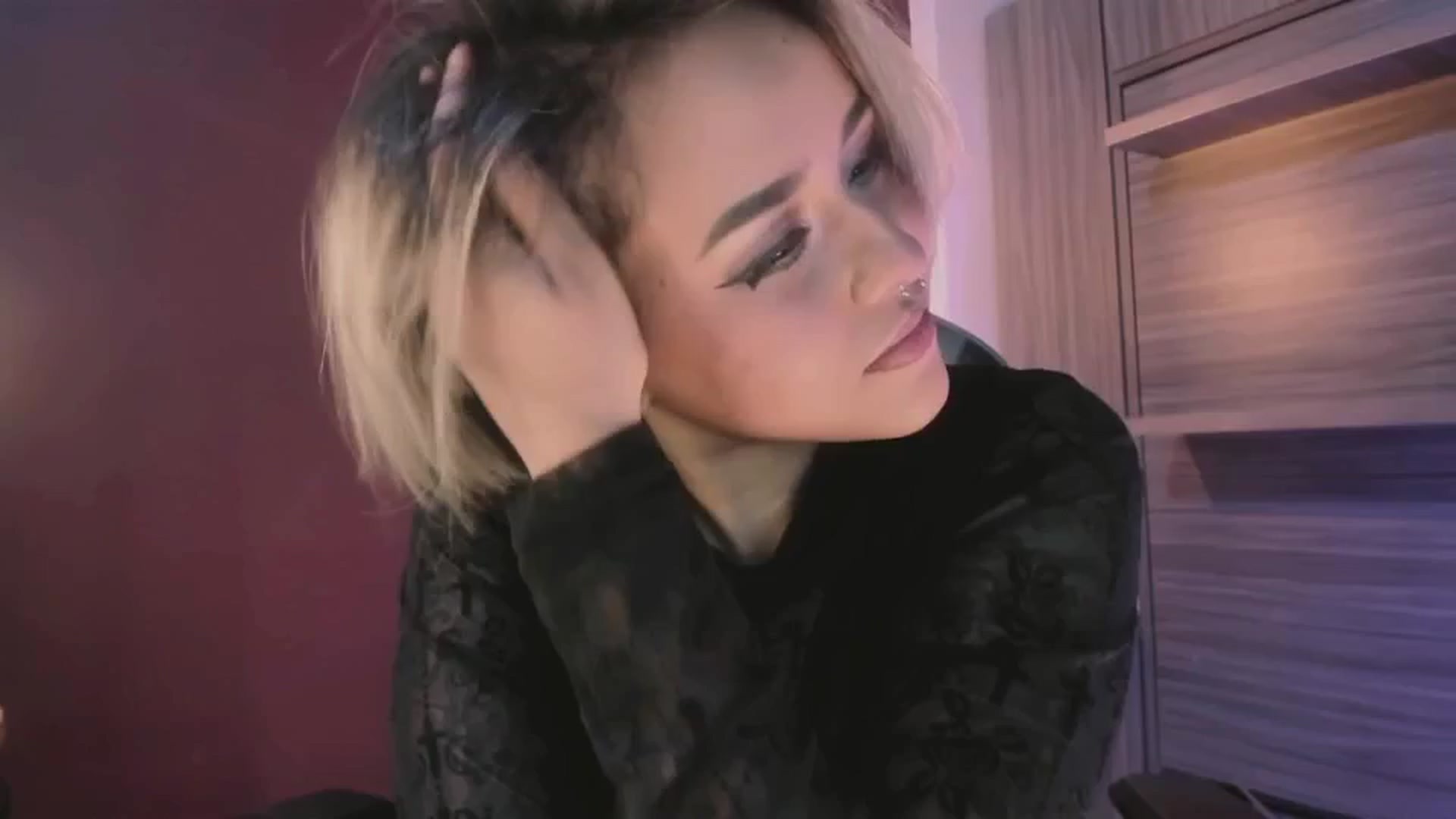 Gallery image thumbnail from AbraxxysRadio's myfreecams stream on, 01/22/2025, 24:31 image 3 of 20