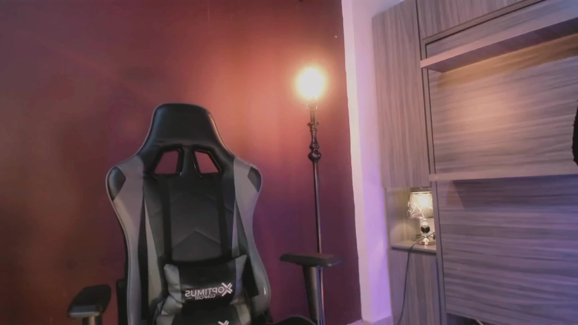 Gallery image thumbnail from AbraxxysRadio's myfreecams stream on, 01/22/2025, 01:44 image 19 of 20