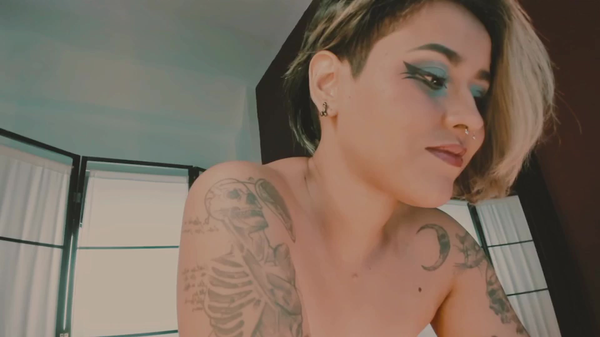 Gallery image thumbnail from AbraxxysRadio's myfreecams stream on, 01/23/2025, 24:02 image 20 of 20