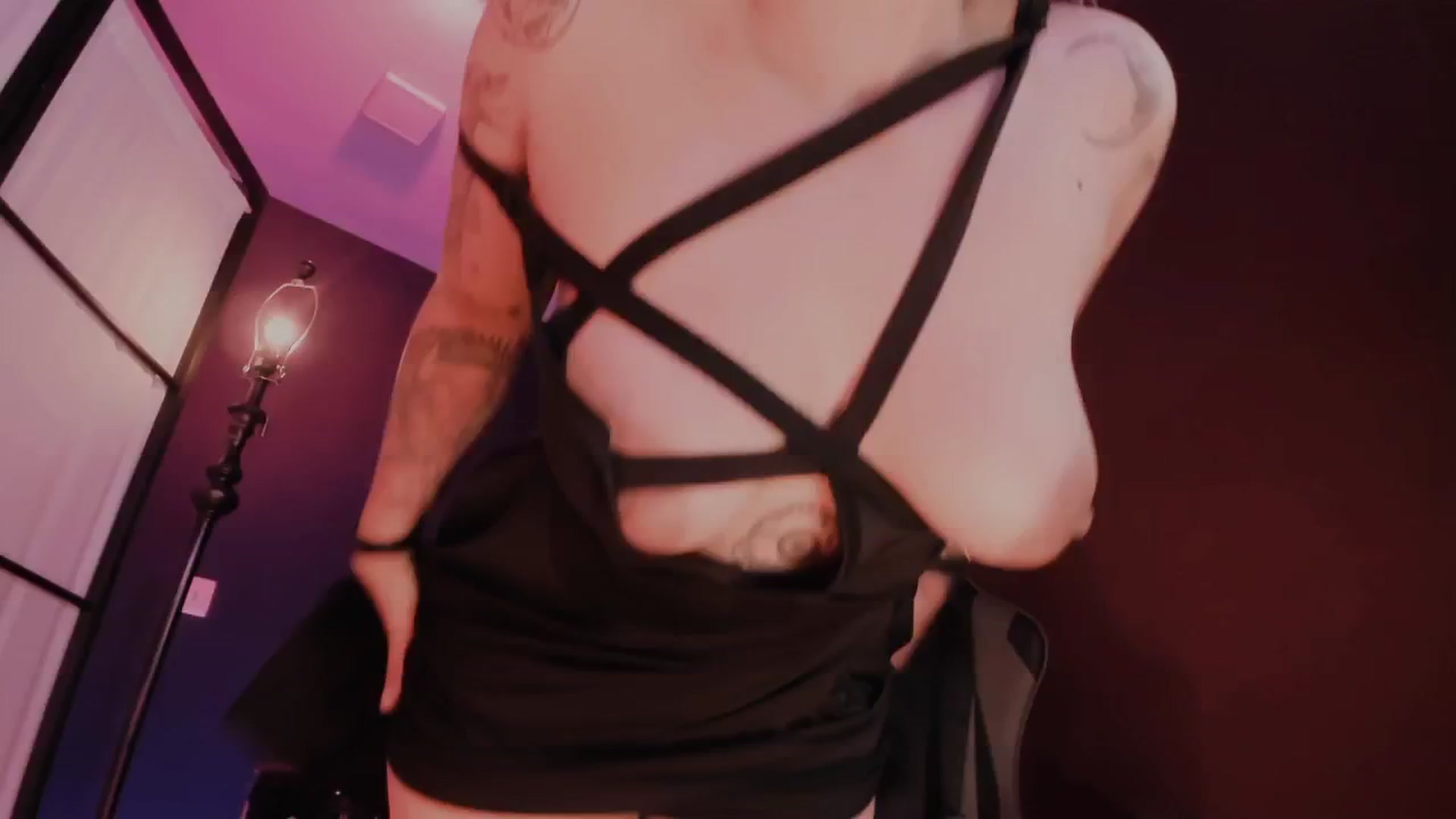 Gallery image thumbnail from AbraxxysRadio's myfreecams stream on, 01/28/2025, 02:25 image 9 of 20
