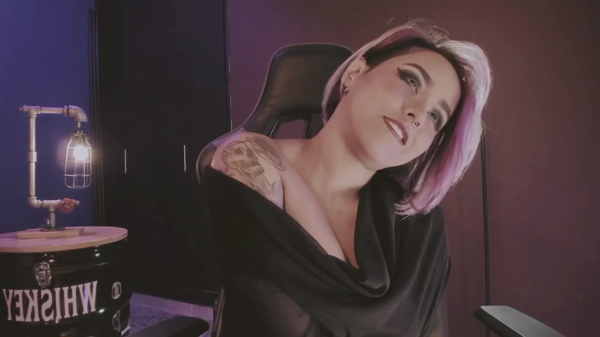 Gallery image thumbnail from AbraxxysRadio's myfreecams stream on, 02/17/2025, 23:03 image 3 of 20