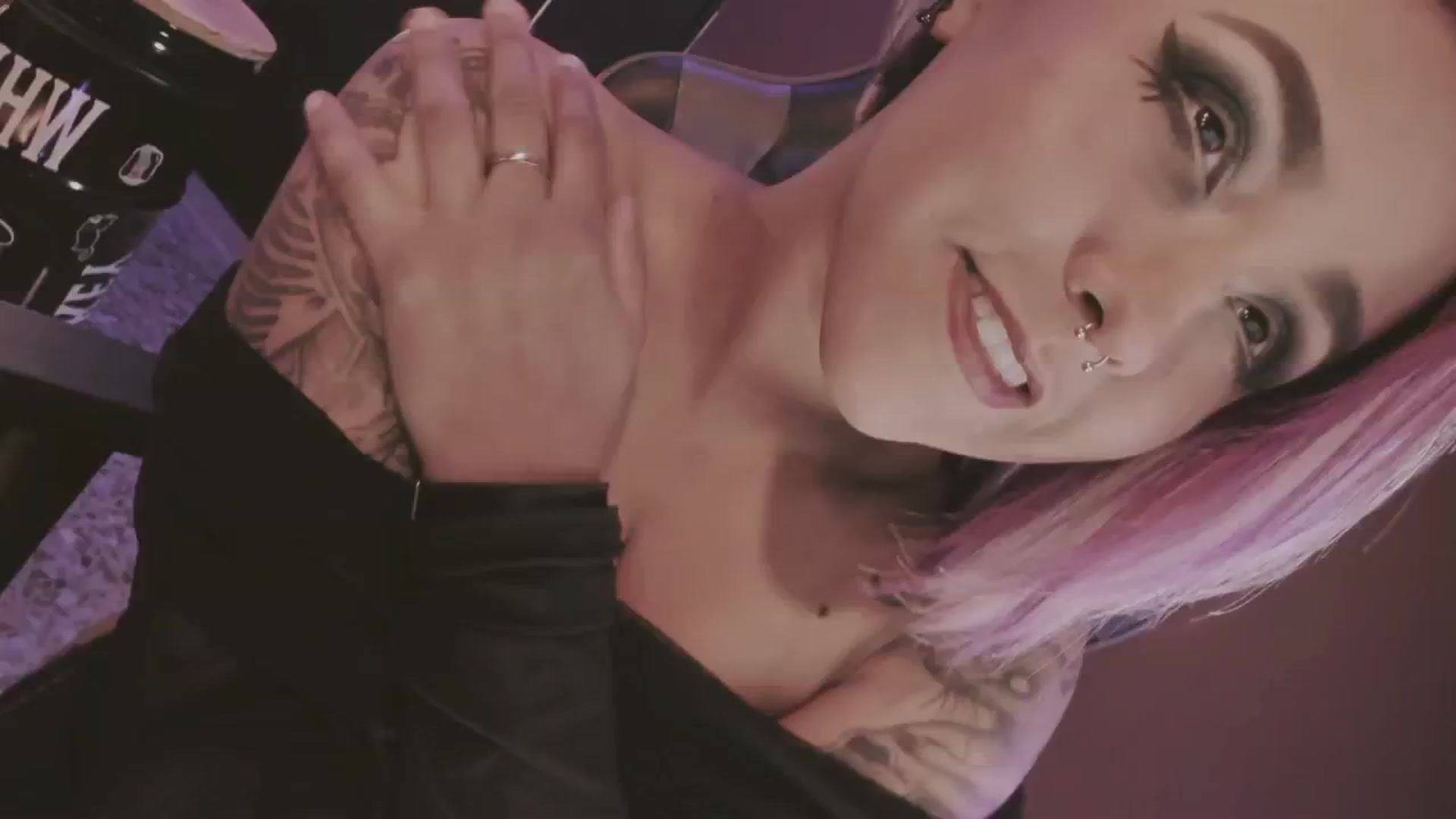 Gallery image thumbnail from AbraxxysRadio's myfreecams stream on, 02/18/2025, 01:54 image 4 of 20