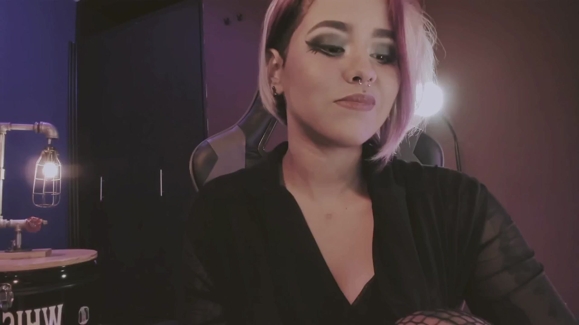 Gallery image thumbnail from AbraxxysRadio's myfreecams stream on, 02/18/2025, 01:54 image 1 of 20