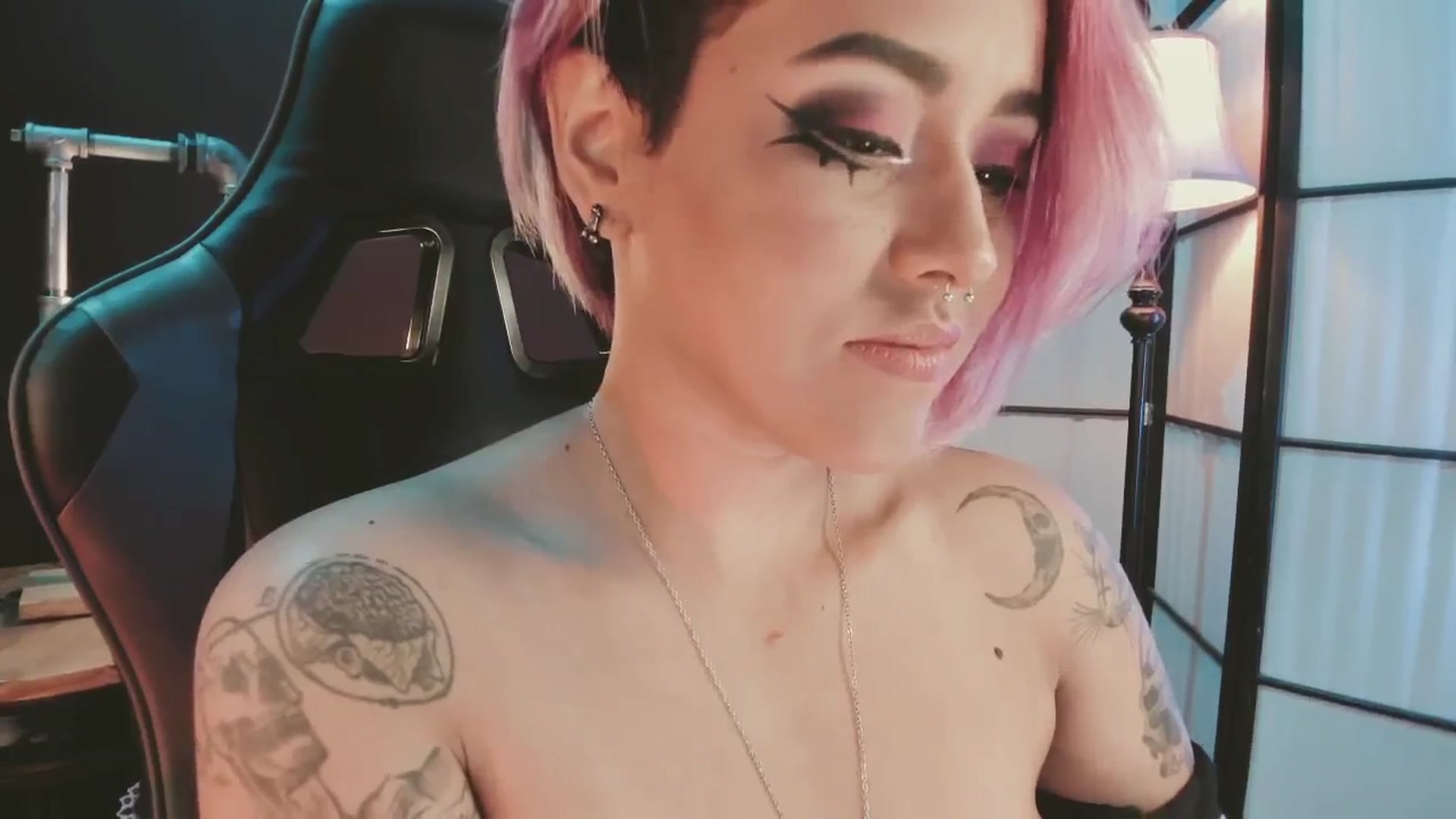 Gallery image thumbnail from AbraxxysRadio's myfreecams stream on, 02/20/2025, 23:16 image 20 of 20