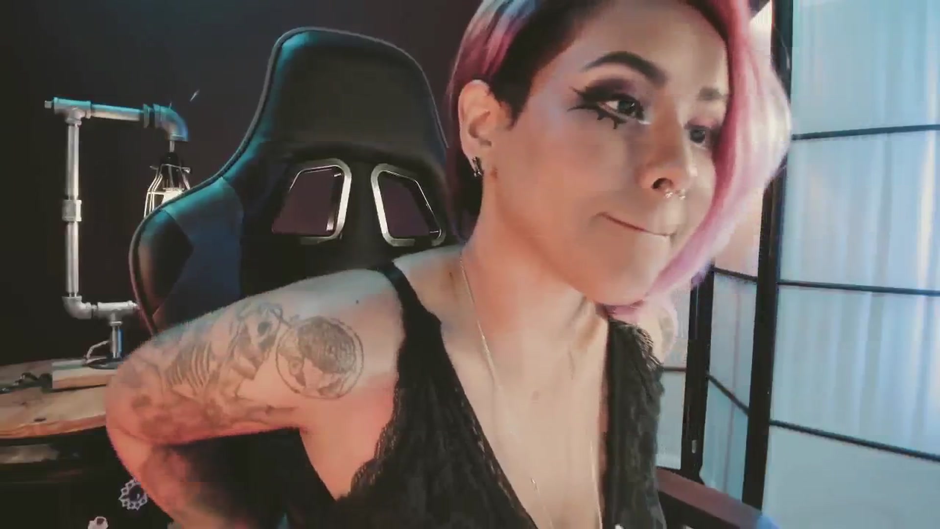 Gallery image thumbnail from AbraxxysRadio's myfreecams stream on, 02/20/2025, 23:16 image 6 of 20