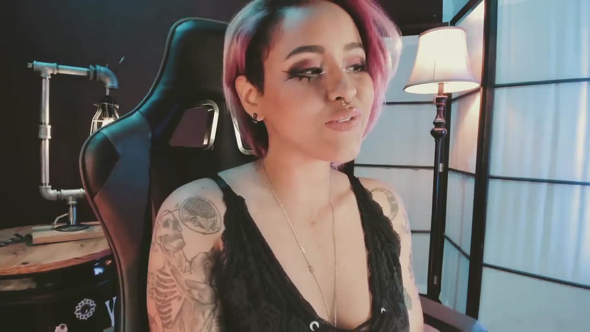 Gallery image thumbnail from AbraxxysRadio's myfreecams stream on, 02/20/2025, 23:16 image 8 of 20