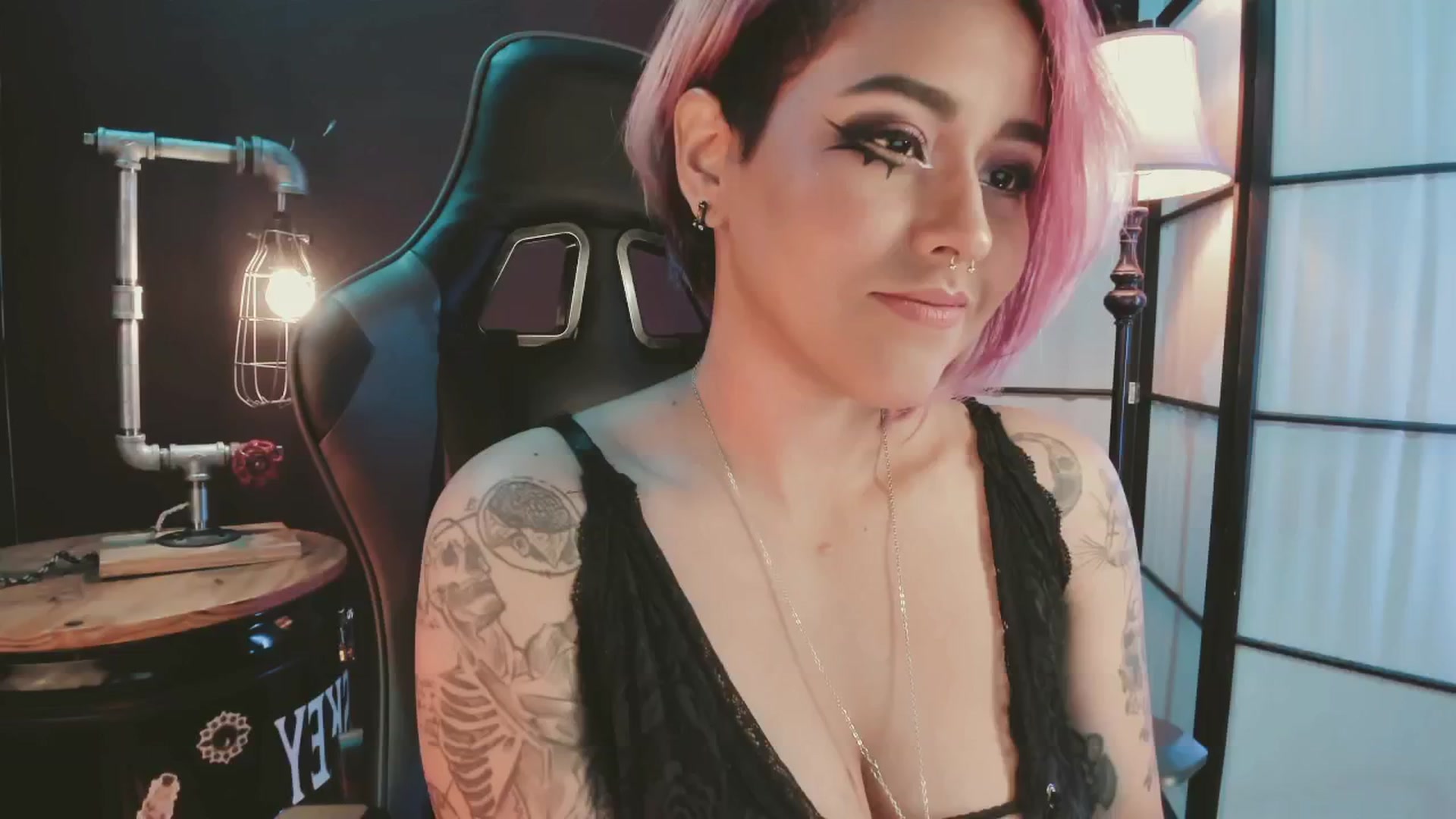 Gallery image thumbnail from AbraxxysRadio's myfreecams stream on, 02/21/2025, 24:01 image 1 of 20