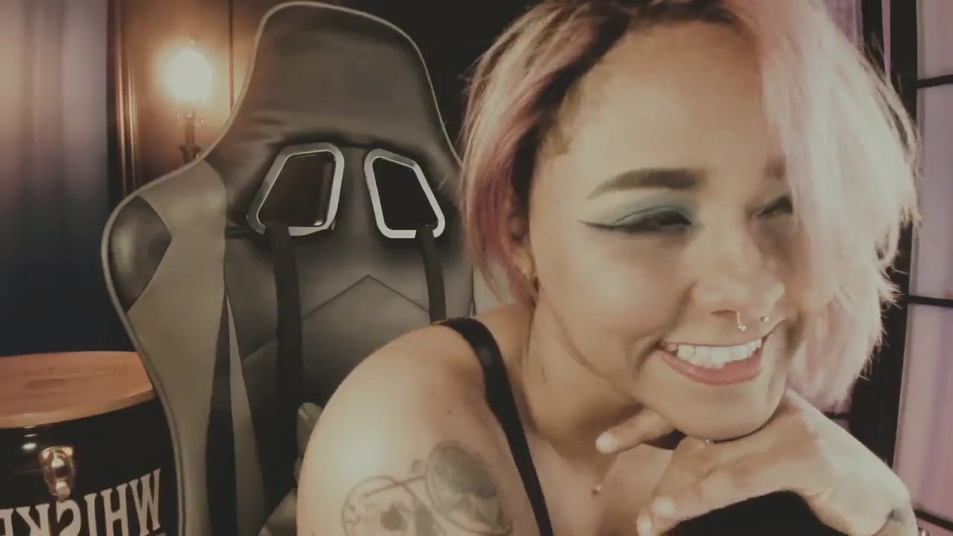 Gallery image thumbnail from AbraxxysRadio's myfreecams stream on, 03/04/2025, 01:50 image 7 of 20