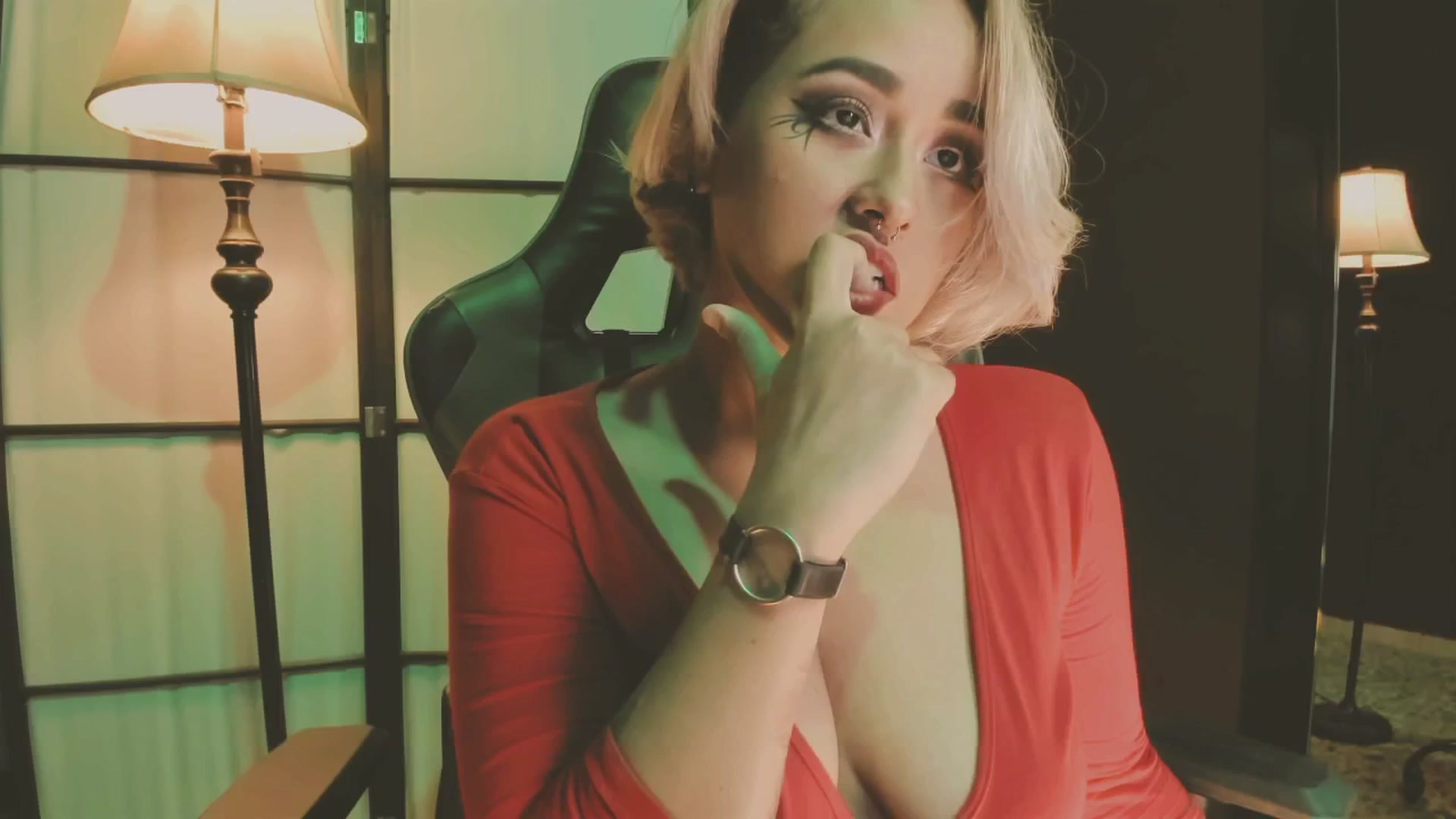 Gallery image thumbnail from AbraxxysRadio's myfreecams stream on, 04/23/2025, 24:43 image 11 of 20