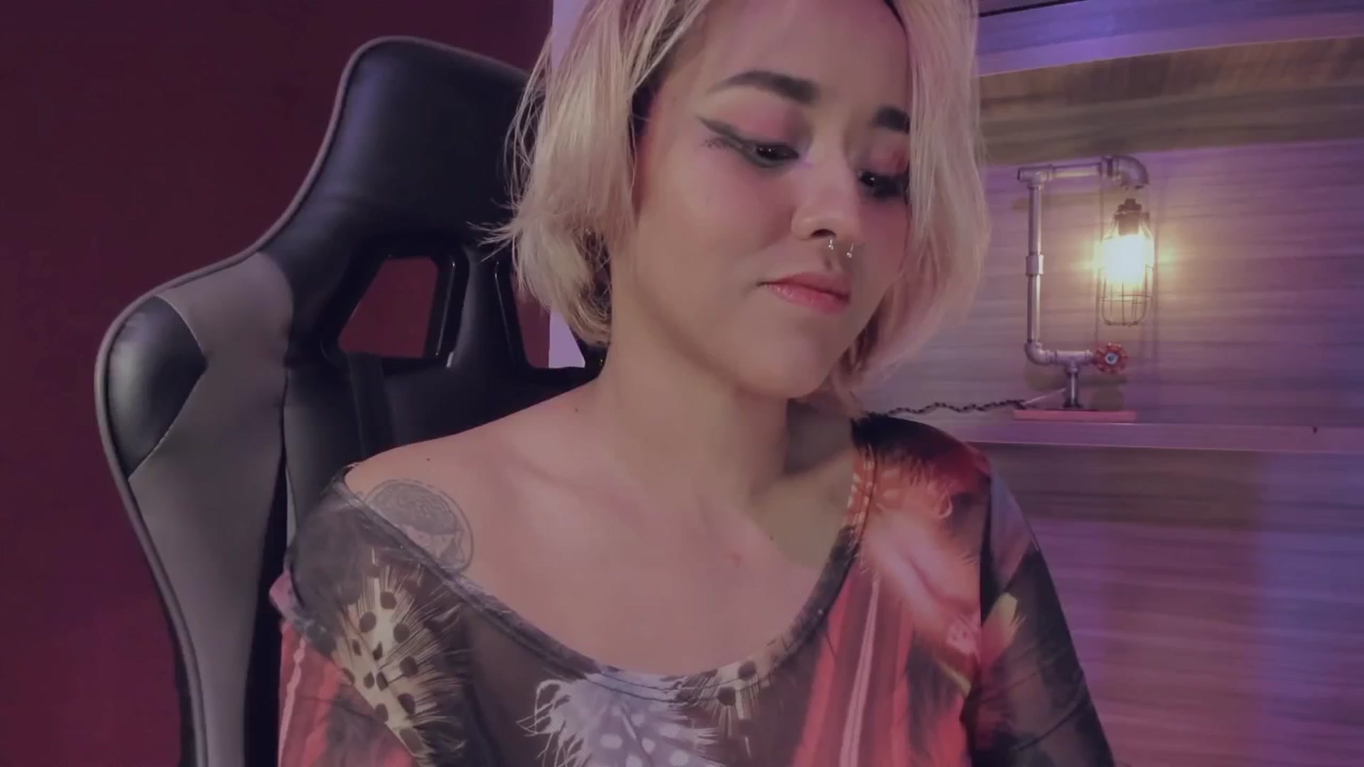 Gallery image thumbnail from AbraxxysRadio's myfreecams stream on, 04/24/2025, 01:58 image 16 of 20