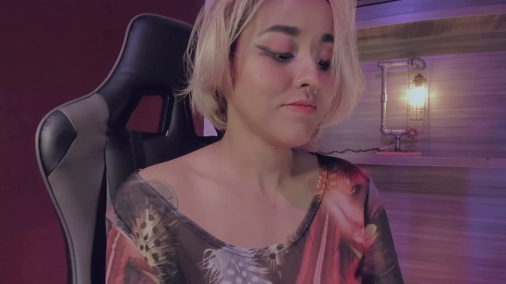 Gallery image thumbnail from AbraxxysRadio's myfreecams stream on, 04/24/2025, 01:58 image 17 of 20