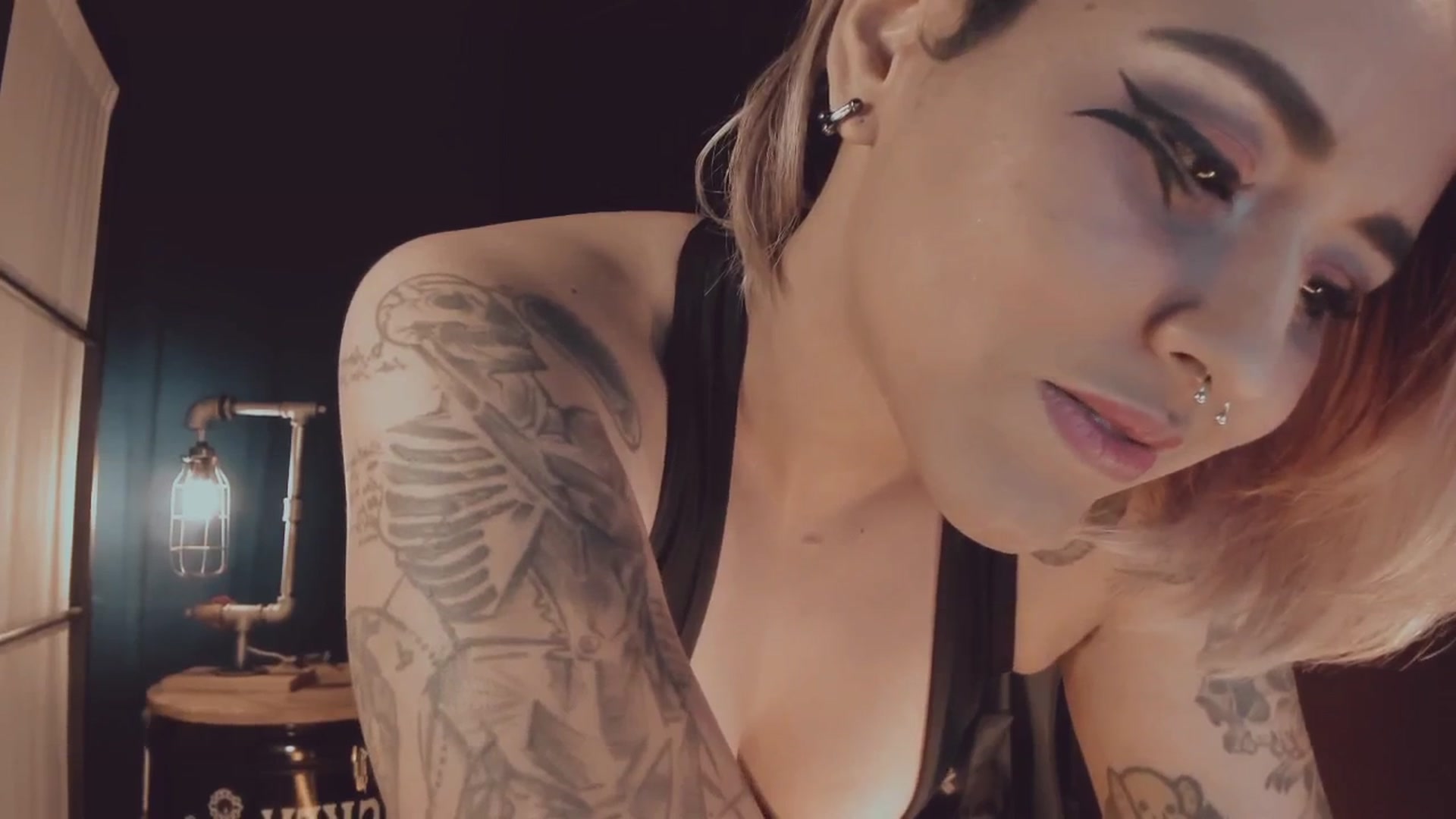 Gallery image thumbnail from AbraxxysRadio's myfreecams stream on, 05/14/2025, 01:08 image 20 of 20
