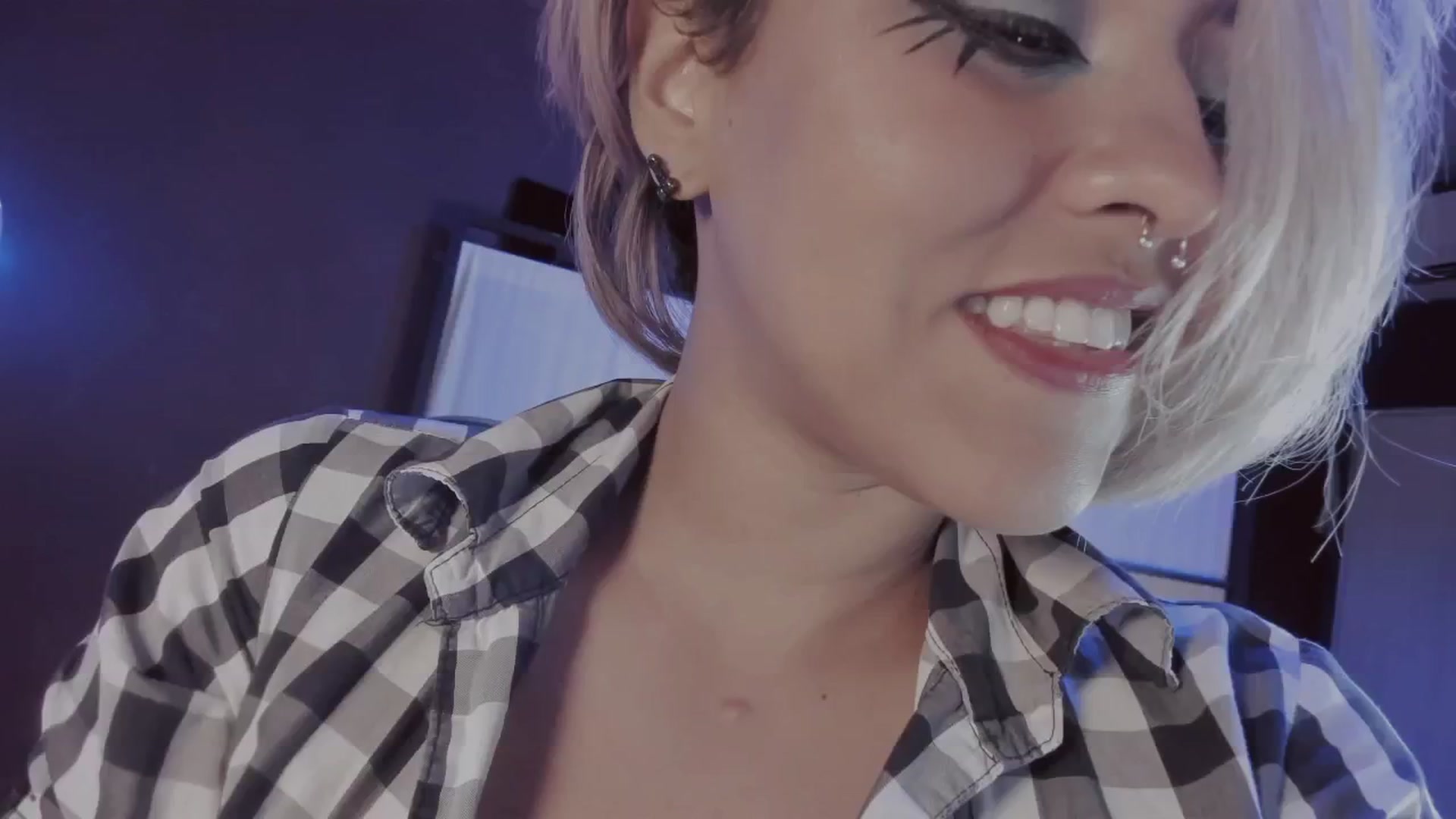 Gallery image thumbnail from AbraxxysRadio's myfreecams stream on, 05/15/2025, 02:18 image 16 of 20