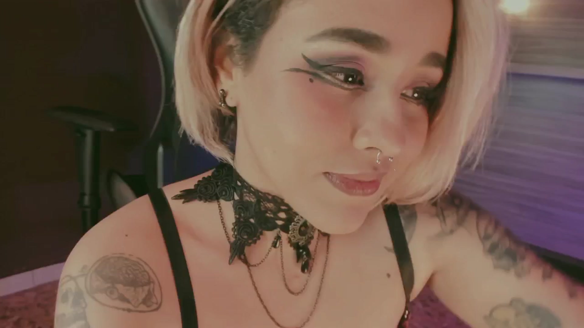 Gallery image thumbnail from AbraxxysRadio's myfreecams stream on, 05/20/2025, 02:20 image 19 of 20