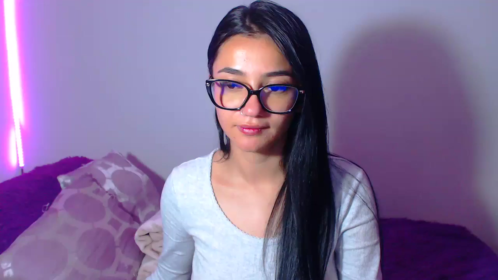 Gallery image thumbnail from Abril_sum's myfreecams stream on, 02/12/2026, 08:41 image 1 of 20