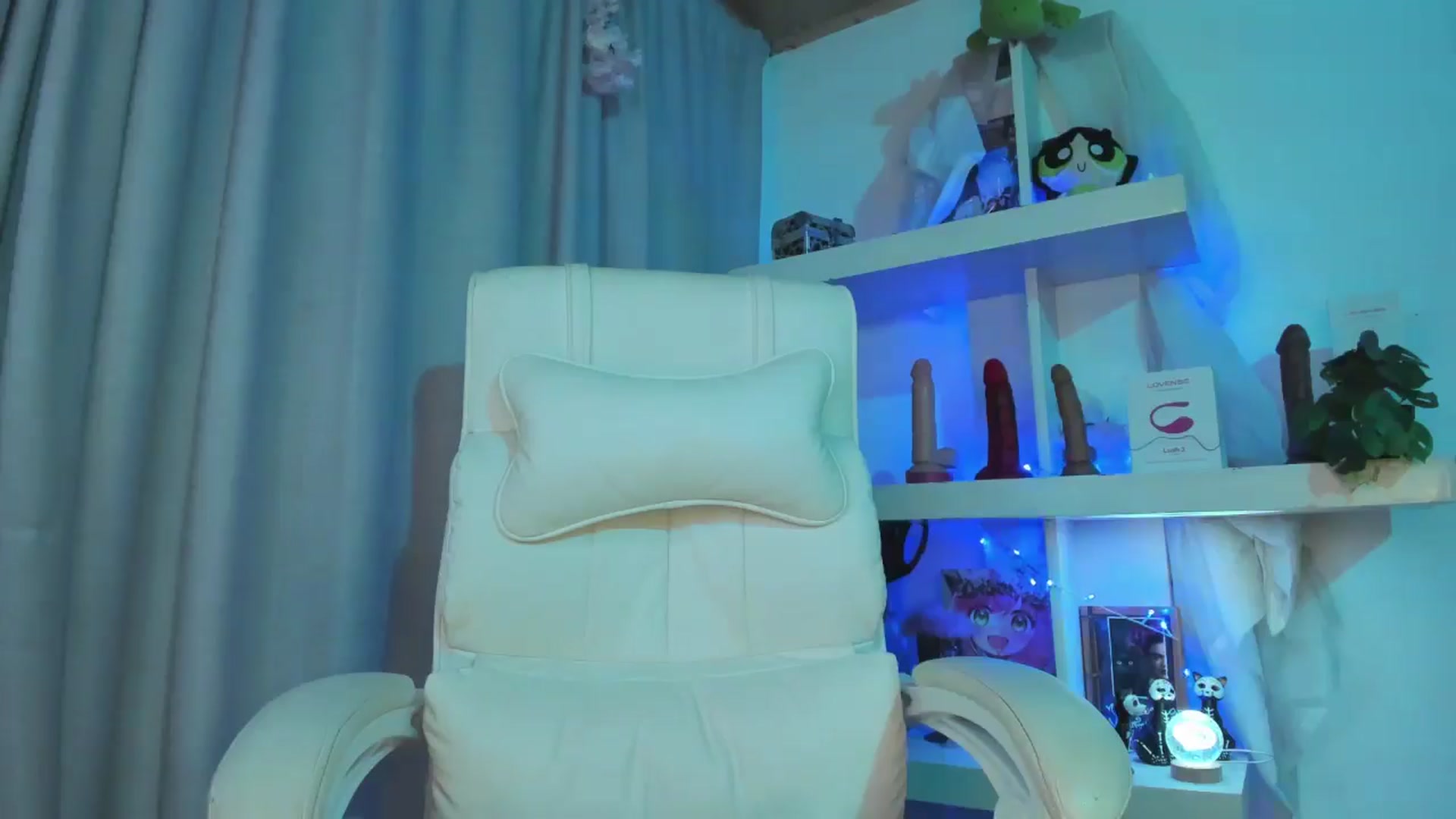 Gallery image thumbnail from Abril_wow's myfreecams stream on, 07/01/2025, 10:52 image 13 of 20