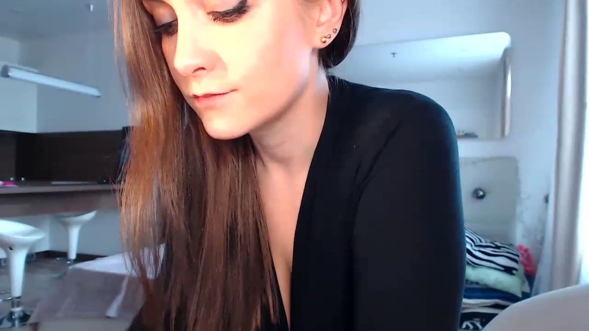 Gallery image thumbnail from Aby_Frost's myfreecams stream on, 04/30/2023, 12:20 image 17 of 20