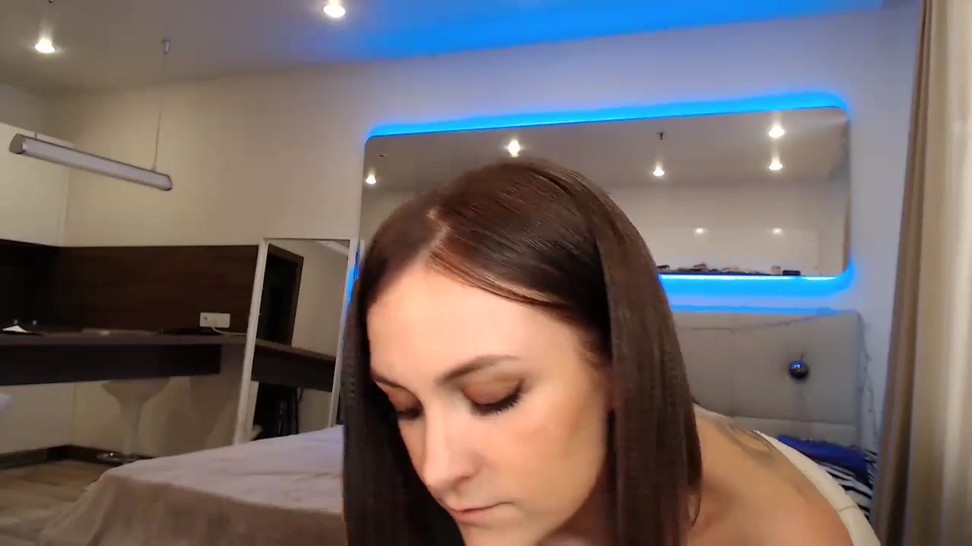 Gallery image thumbnail from Aby_Frost's myfreecams stream on, 03/04/2024, 10:55 image 2 of 20
