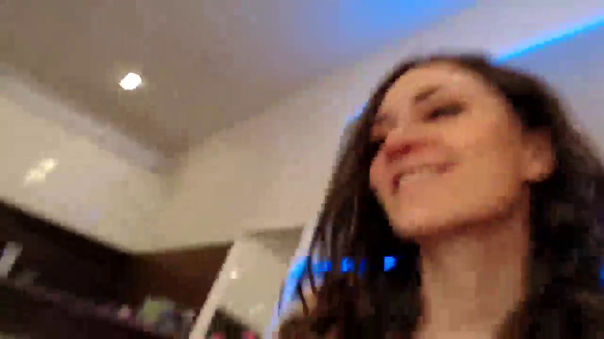 Gallery image thumbnail from Aby_Frost's myfreecams stream on, 04/21/2025, 07:58 image 12 of 20