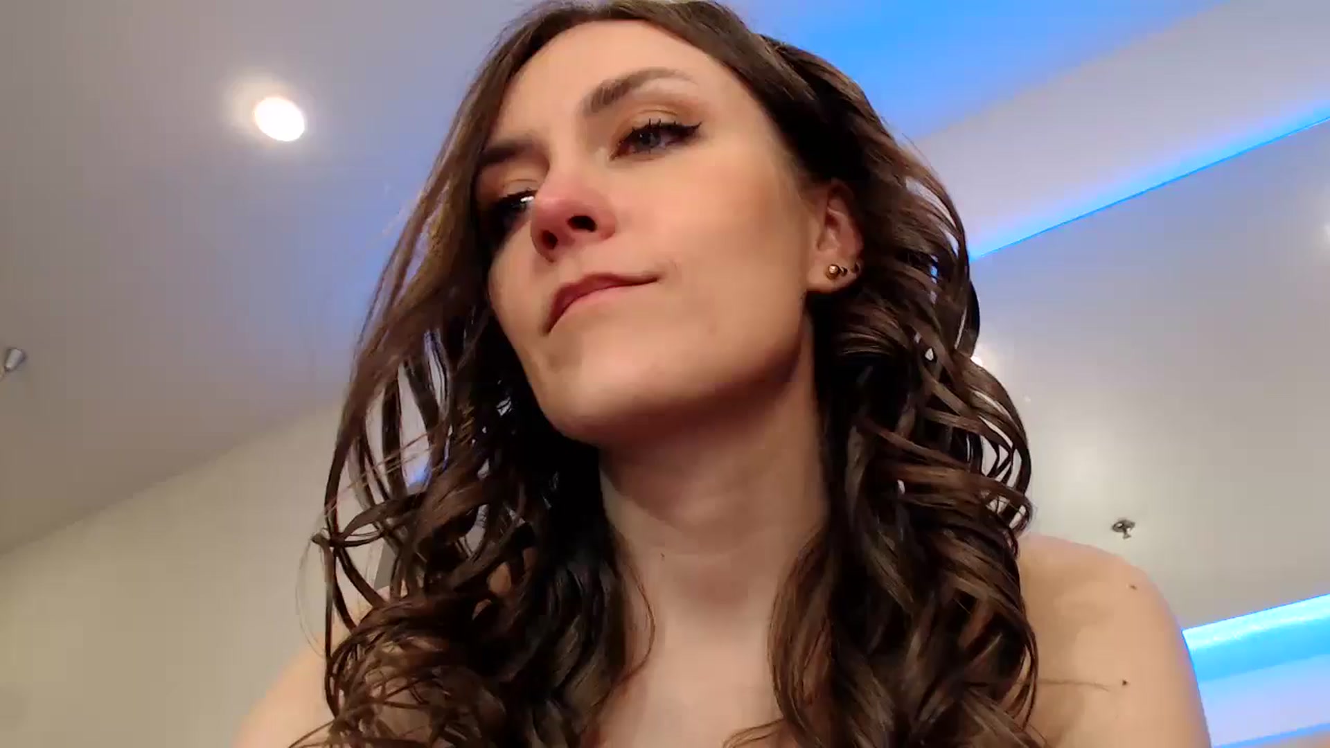 Gallery image thumbnail from Aby_Frost's myfreecams stream on, 04/21/2025, 07:58 image 15 of 20