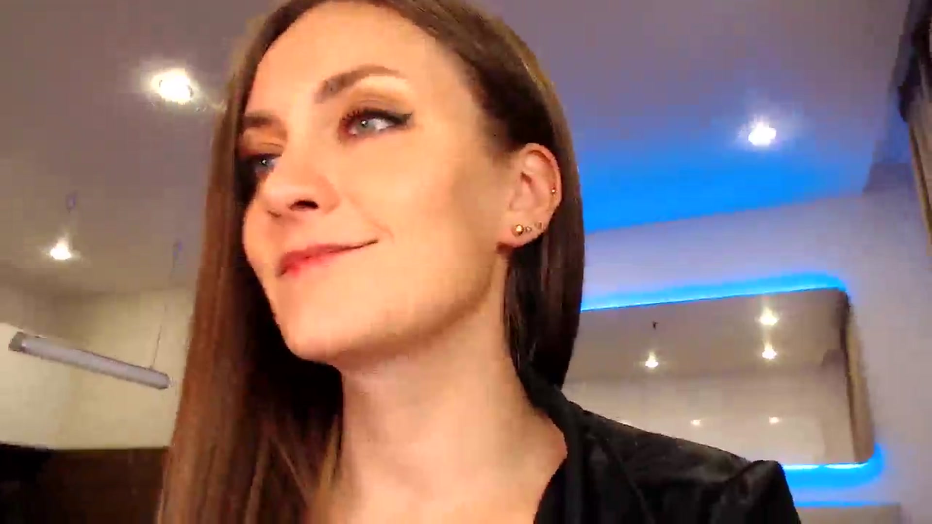 Gallery image thumbnail from Aby_Frost's myfreecams stream on, 10/27/2025, 02:29 image 20 of 20